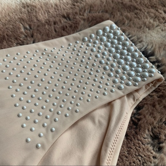 La Perla Nude Pearl Mesh Bikini Bottoms - Picture 4 of 11